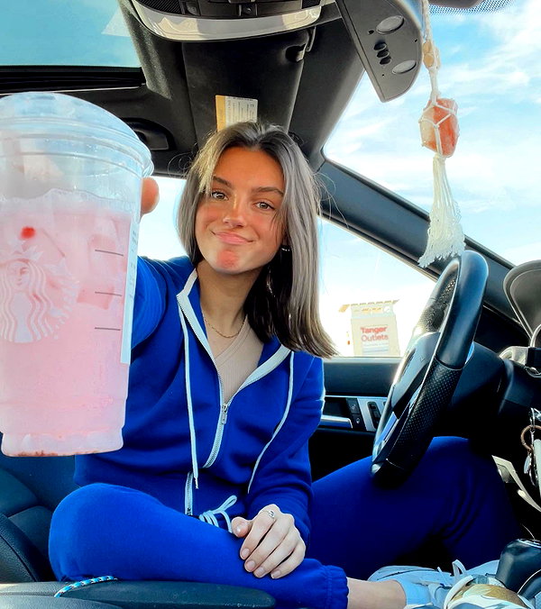 savannahraedemers instagram image archive image