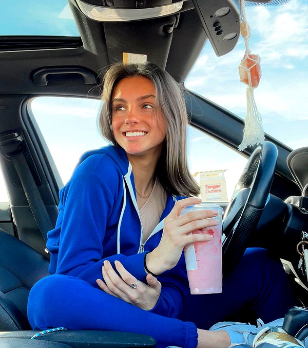 savannahraedemers instagram image archive image