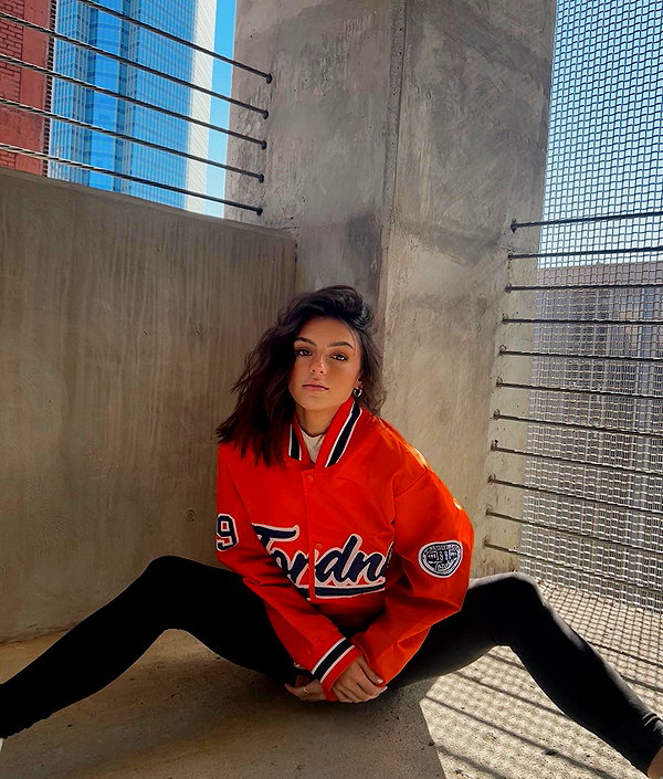 savannahraedemers instagram image archive image