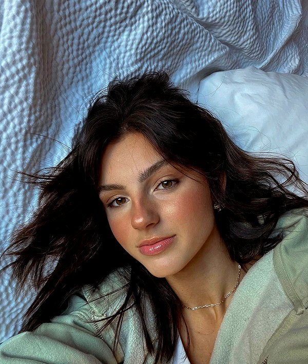 savannahraedemers instagram image archive image
