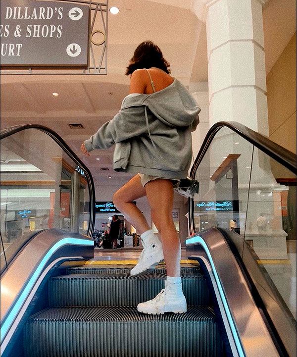 savannahraedemers instagram image archive image