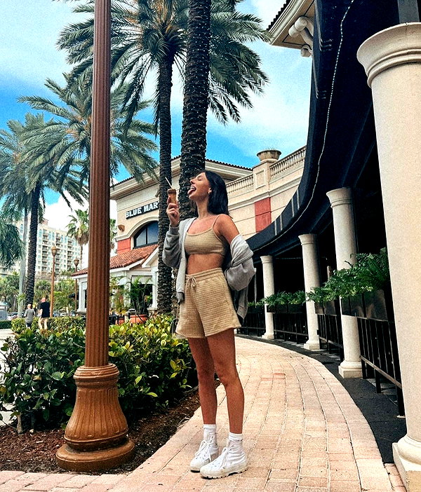 savannahraedemers instagram image archive image