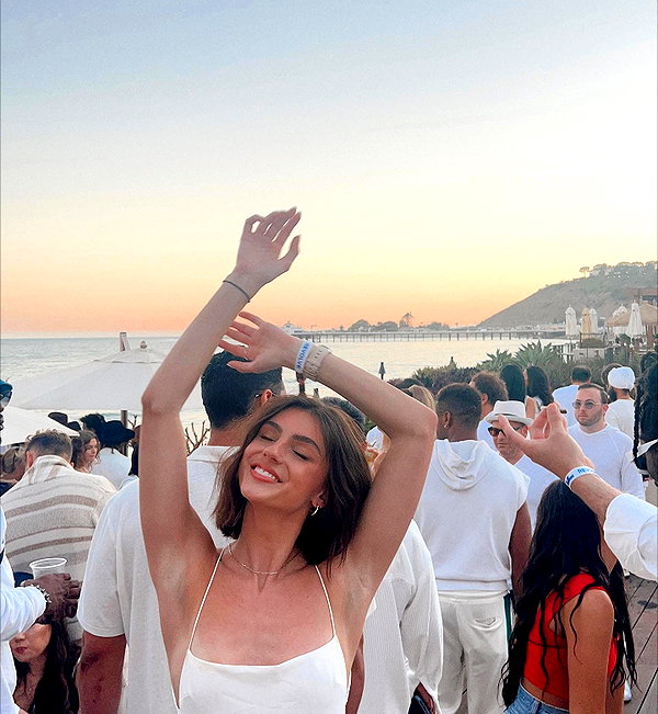 savannahraedemers instagram image archive image