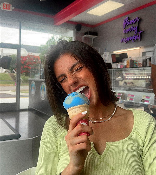 savannahraedemers instagram image archive image