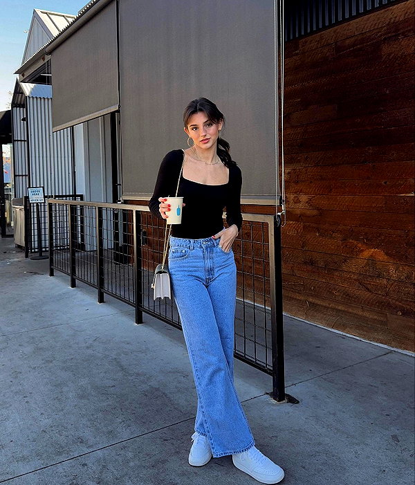 savannahraedemers instagram image archive image