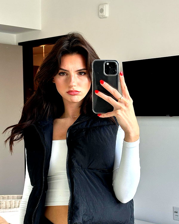 savannahraedemers instagram image archive image