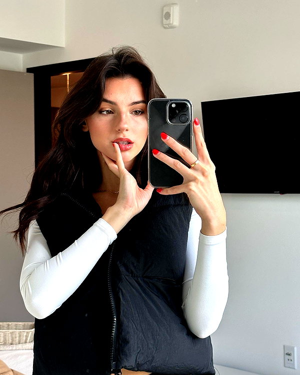savannahraedemers instagram image archive image