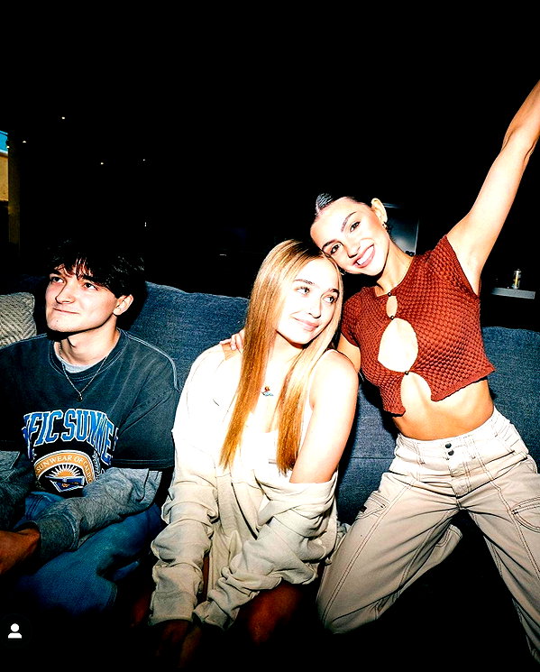 savannahraedemers instagram image archive image