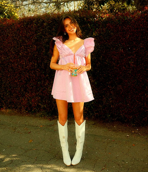 savannahraedemers instagram image archive image