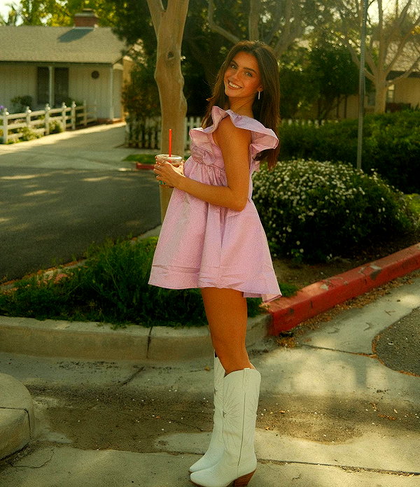 savannahraedemers instagram image archive image
