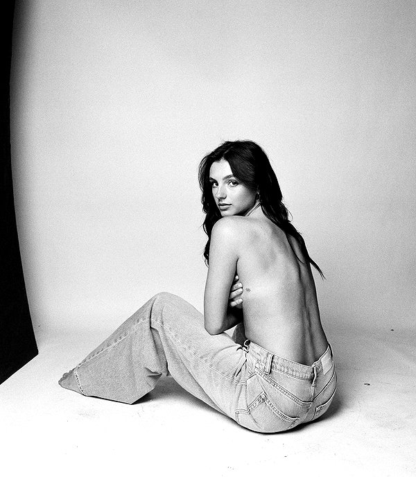 savannahraedemers instagram image archive image