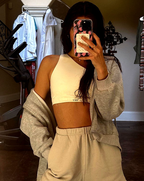 savannahraedemers instagram image archive image