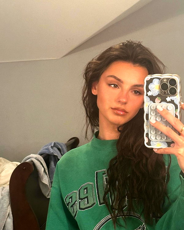 savannahraedemers instagram image archive image