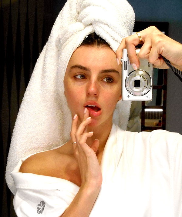 savannahraedemers instagram image archive image