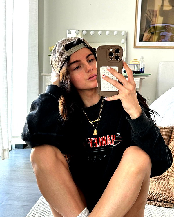 savannahraedemers instagram image archive image