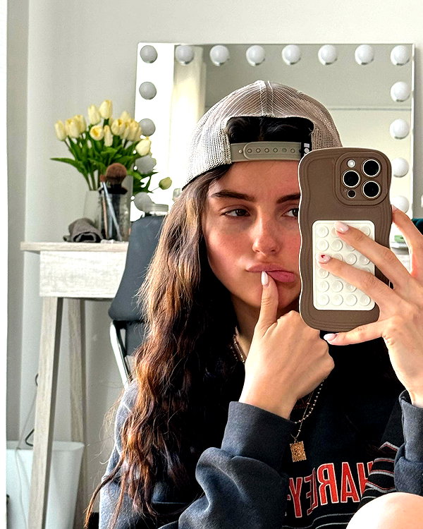 savannahraedemers instagram image archive image