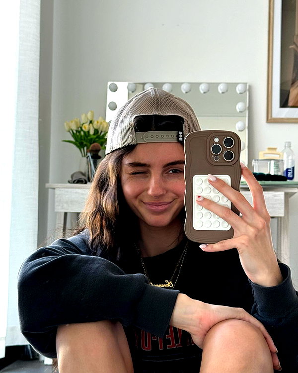savannahraedemers instagram image archive image