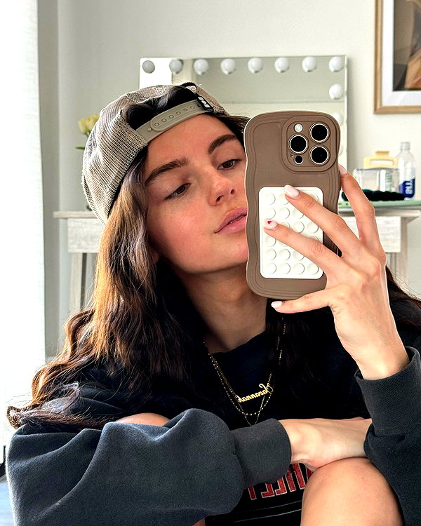 savannahraedemers instagram image archive image