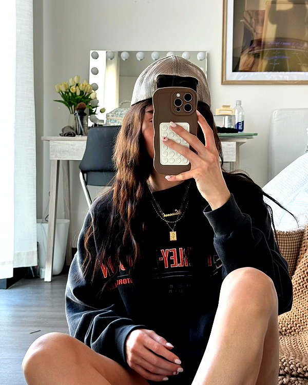 savannahraedemers instagram image archive image