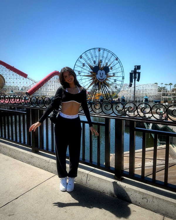 savannahraedemers instagram image archive image
