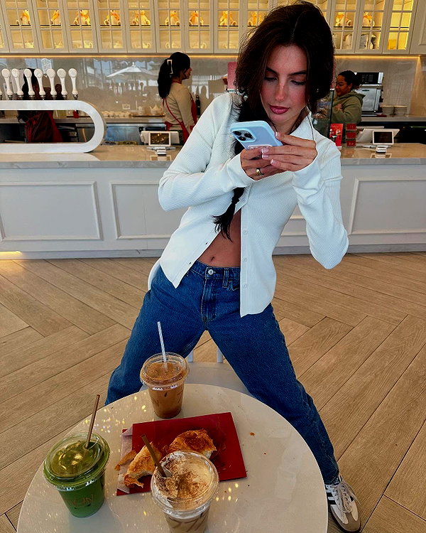 savannahraedemers instagram image archive image