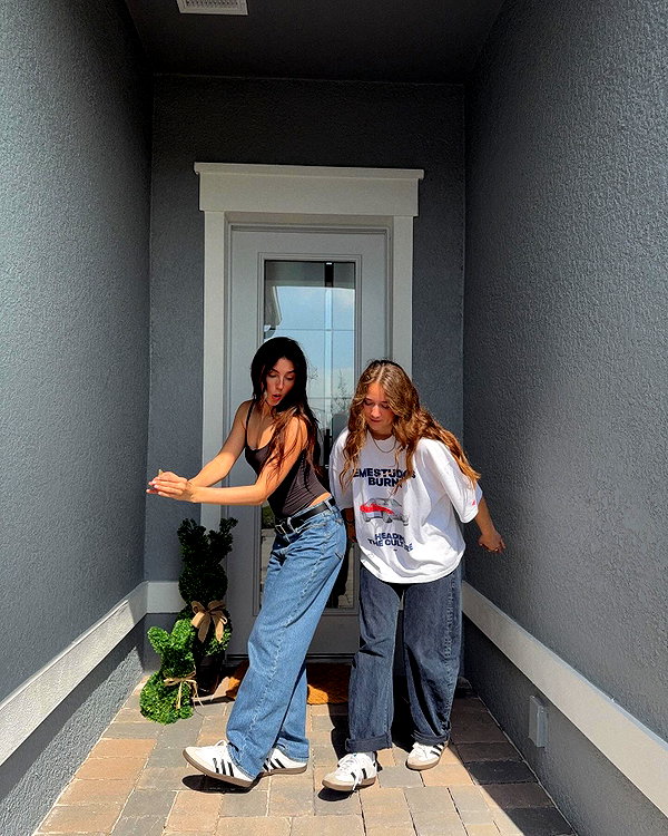 savannahraedemers instagram image archive image