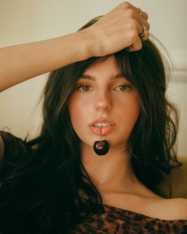 savannahraedemers instagram image archive image