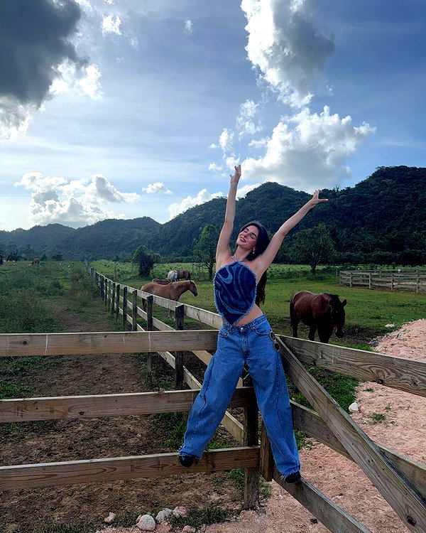 savannahraedemers instagram image archive image