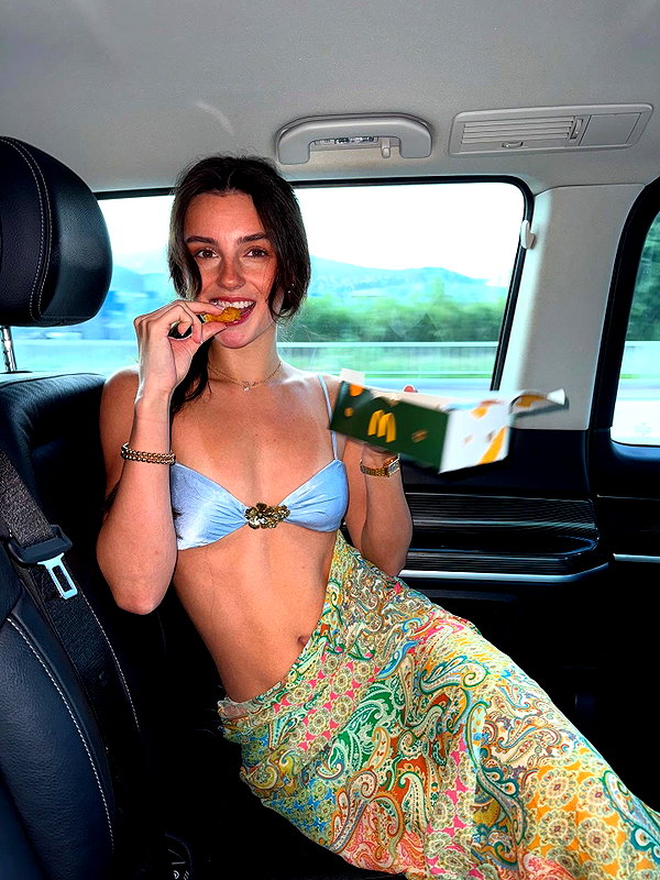 savannahraedemers instagram image archive image