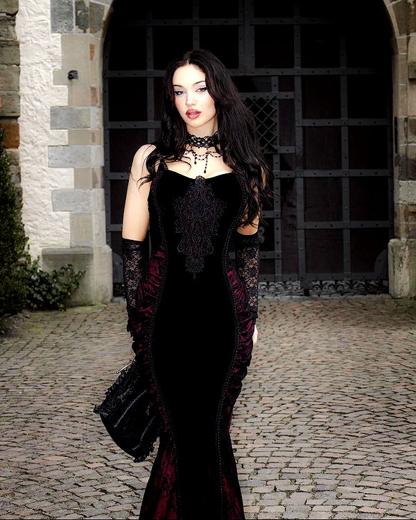 scarlettzofi instagram image archive image