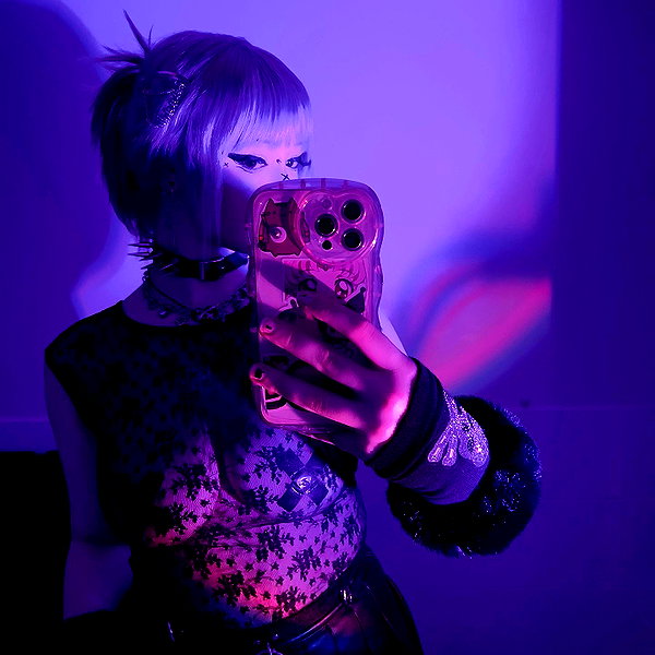 scruffydoomergirl instagram image archive image