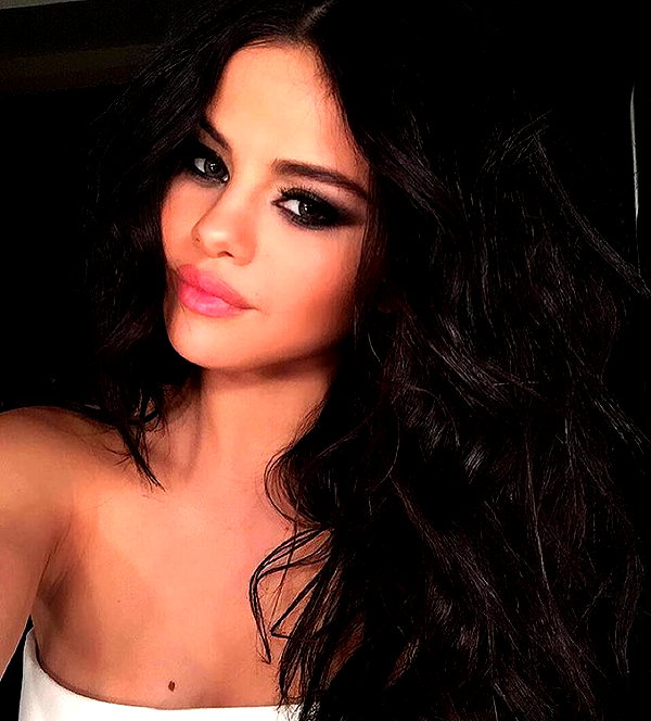 selenagomez instagram image archive image