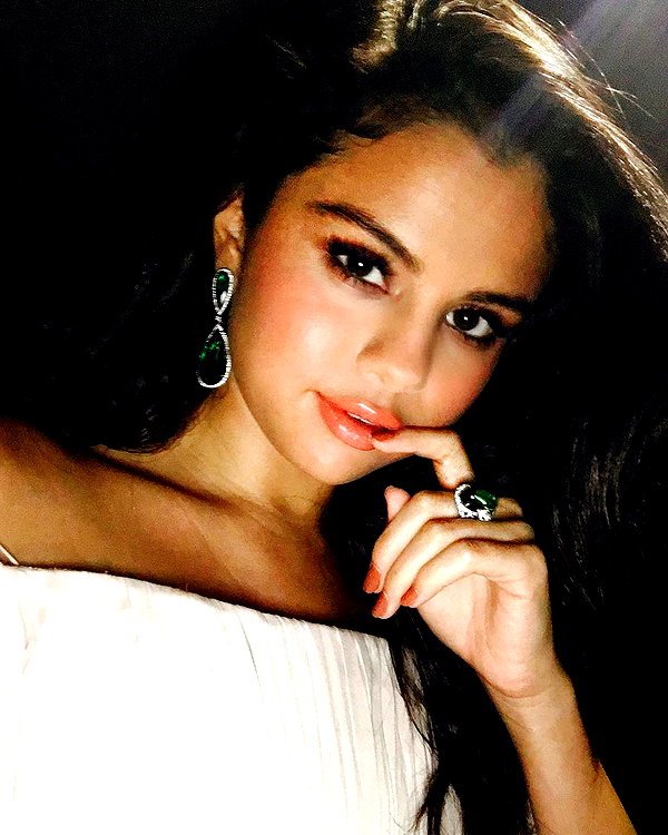 selenagomez instagram image archive image
