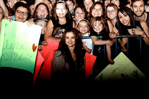 selenagomez instagram image archive image