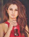 selenagomez Altpins Profile Picture