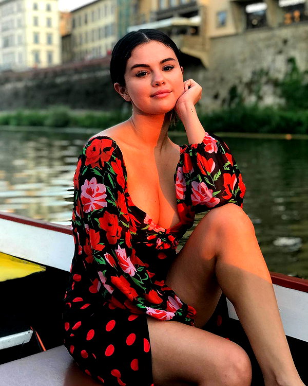 selenagomez instagram image archive image