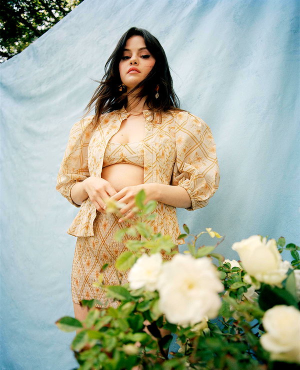 selenagomez instagram image archive image