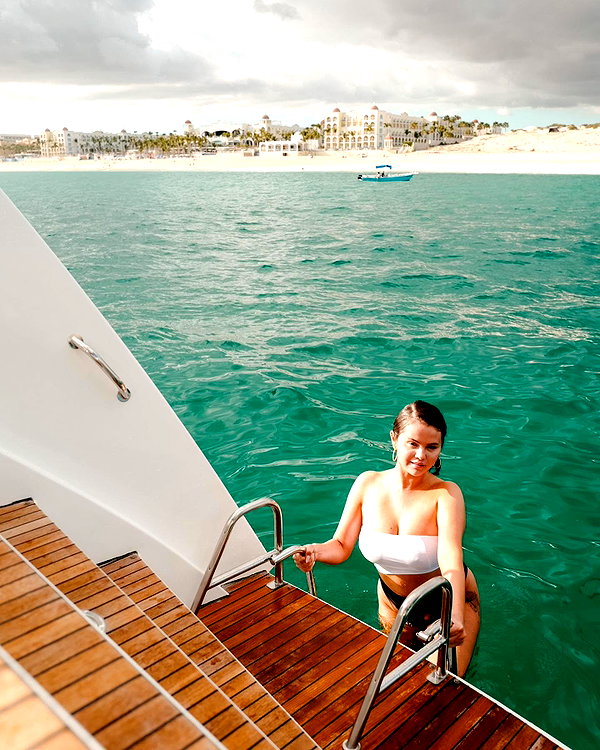 selenagomez instagram image archive image