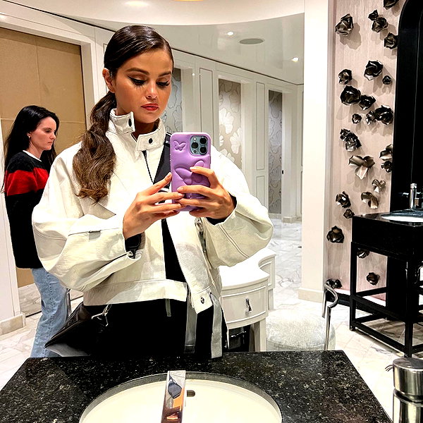 selenagomez instagram image archive image