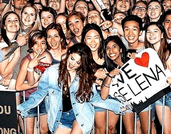 selenagomez instagram image archive image