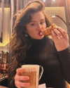 selenagomez Altpins Profile Picture