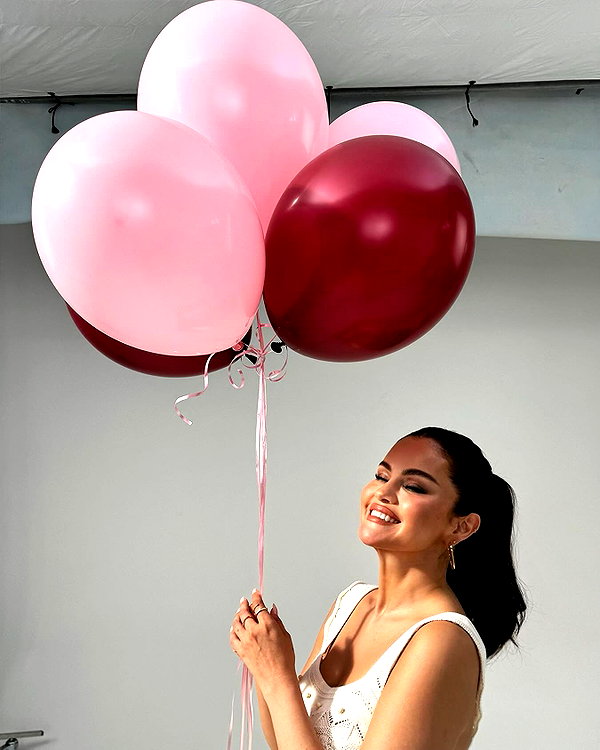 selenagomez instagram image archive image