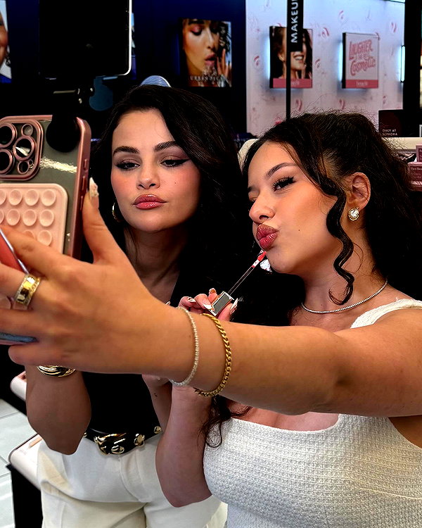 selenagomez instagram image archive image