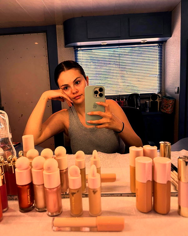selenagomez instagram image archive image
