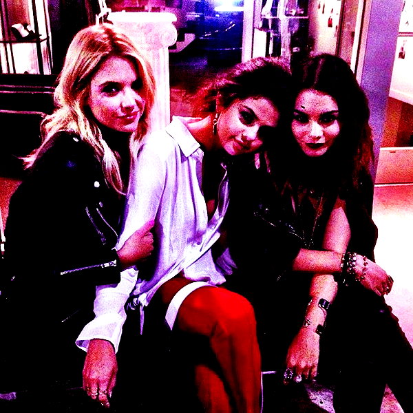 selenagomez instagram image archive image