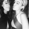 selenagomez Altpins Profile Picture