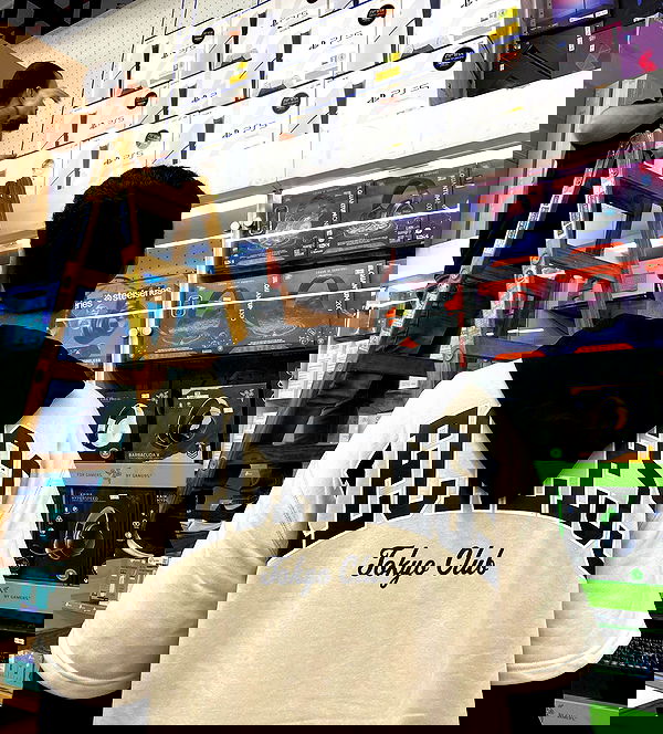 shanikaneko image ~ Altpins