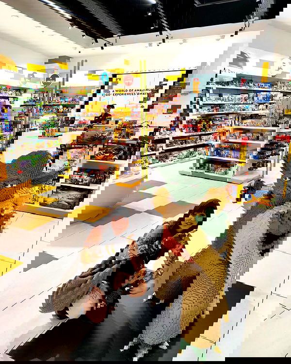 shanikaneko image ~ Altpins