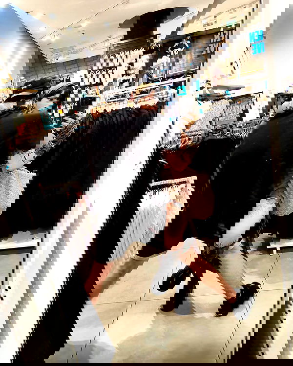 shanikaneko image ~ Altpins