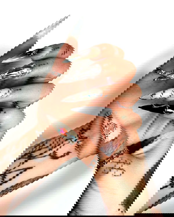 shanikaneko image ~ Altpins